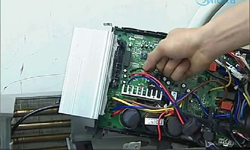 九龙坡美的空调电话是多少